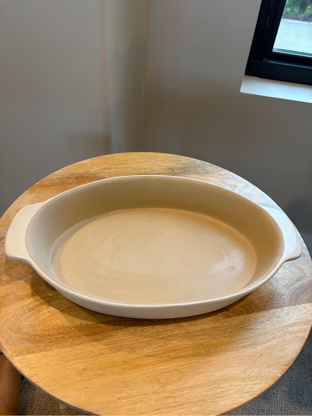 NWOT Pampered Chef “ New Traditions” Oval Casserole dish.